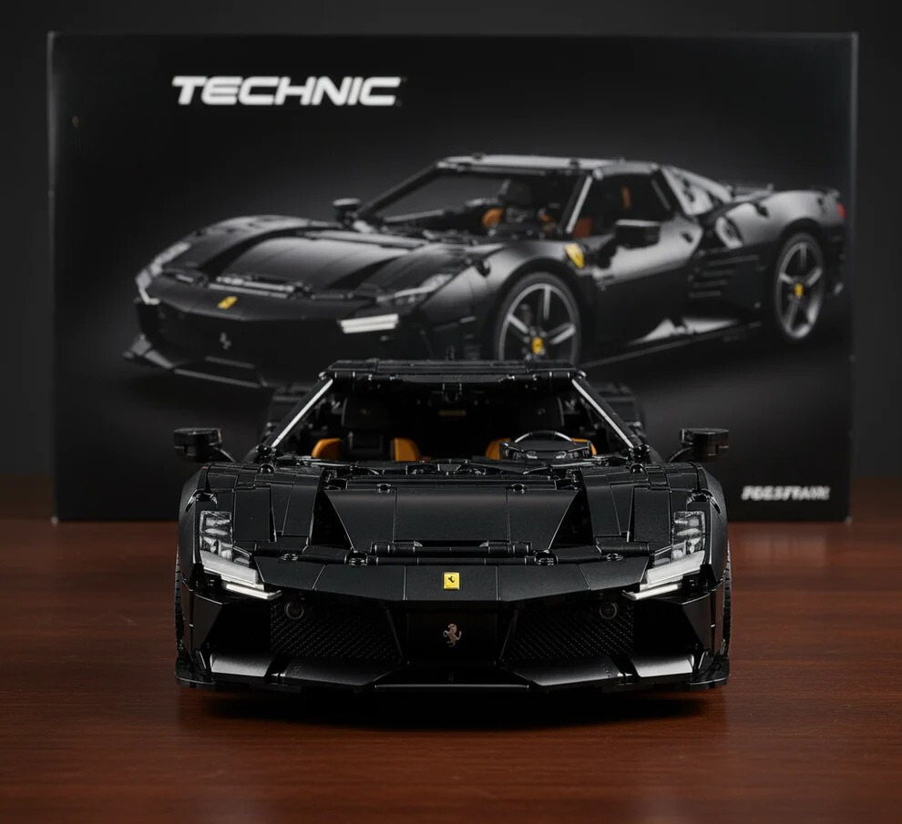 RB Ferrari Daytona SP3 (3788 pcs)